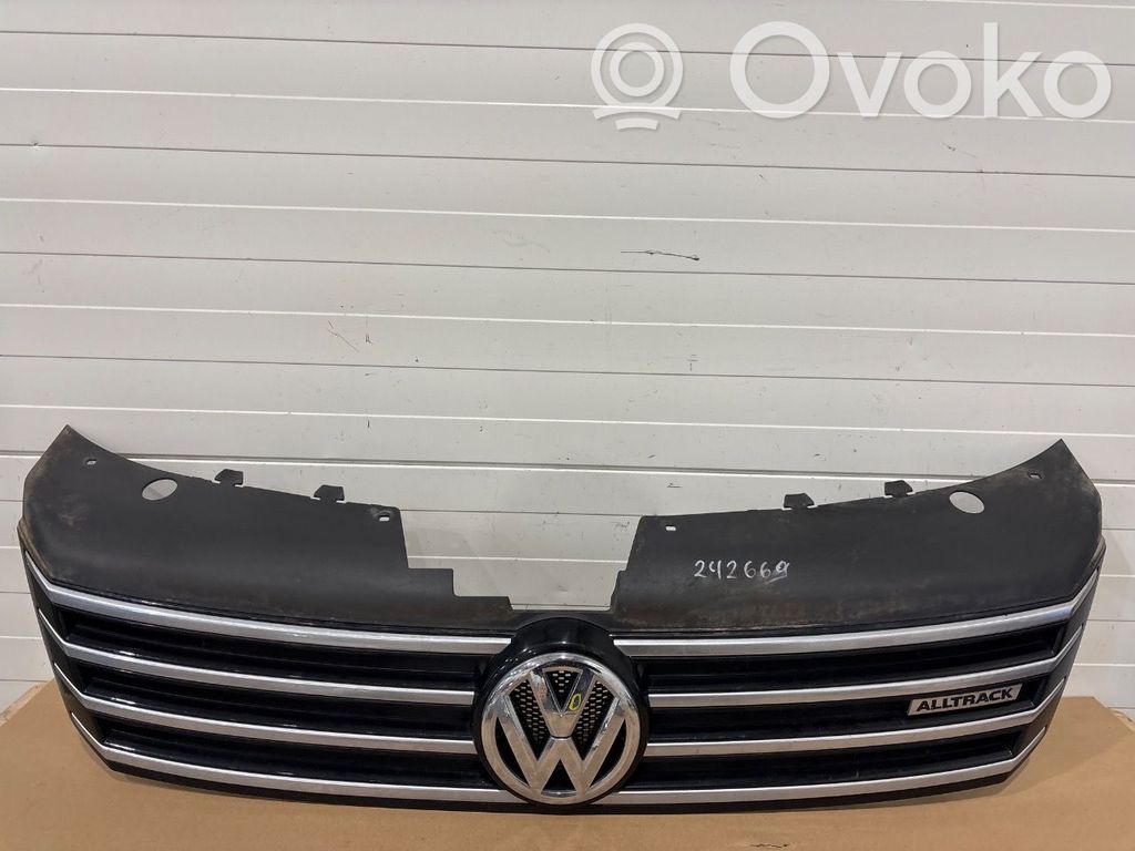 Volkswagen PASSAT B7 Etusäleikkö 