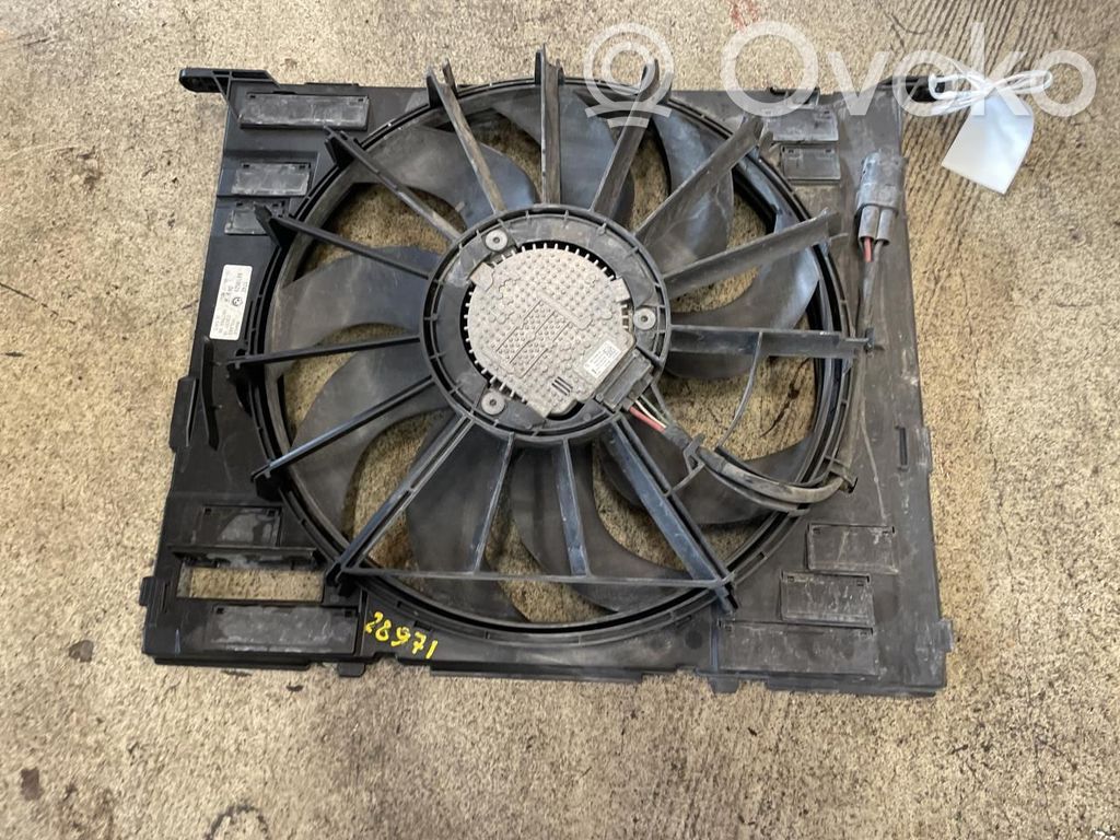 BMW 5 G30 G31 G38 Elektryczny wentylator chłodnicy 