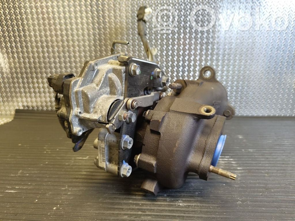Toyota RAV 4 (XA40) Turbo 