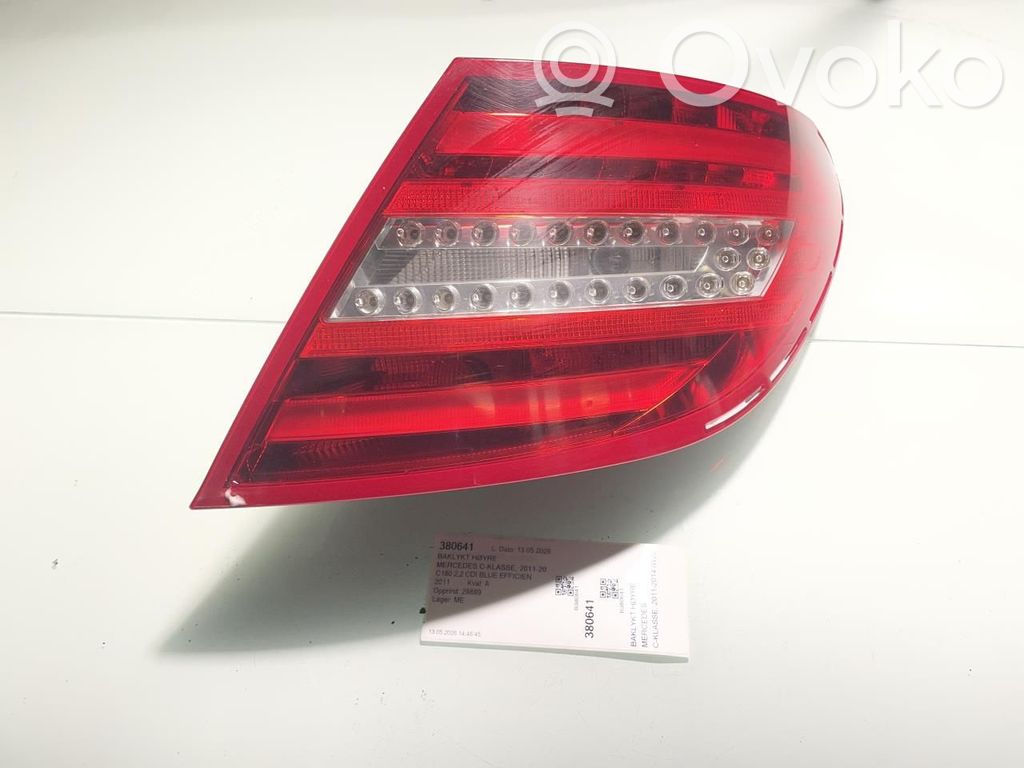 Mercedes-Benz C W204 Lampă spate în caroserie 