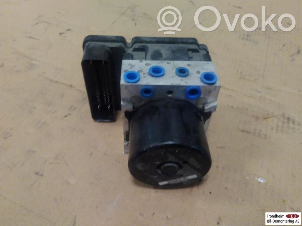 Volvo V40 ABS bloks 