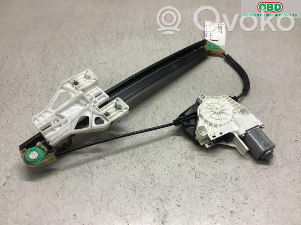 Audi Q3 8U Alzacristalli elettrico della portiera anteriore