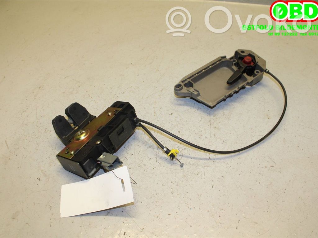 Volvo XC90 Tailgate lock latch 
