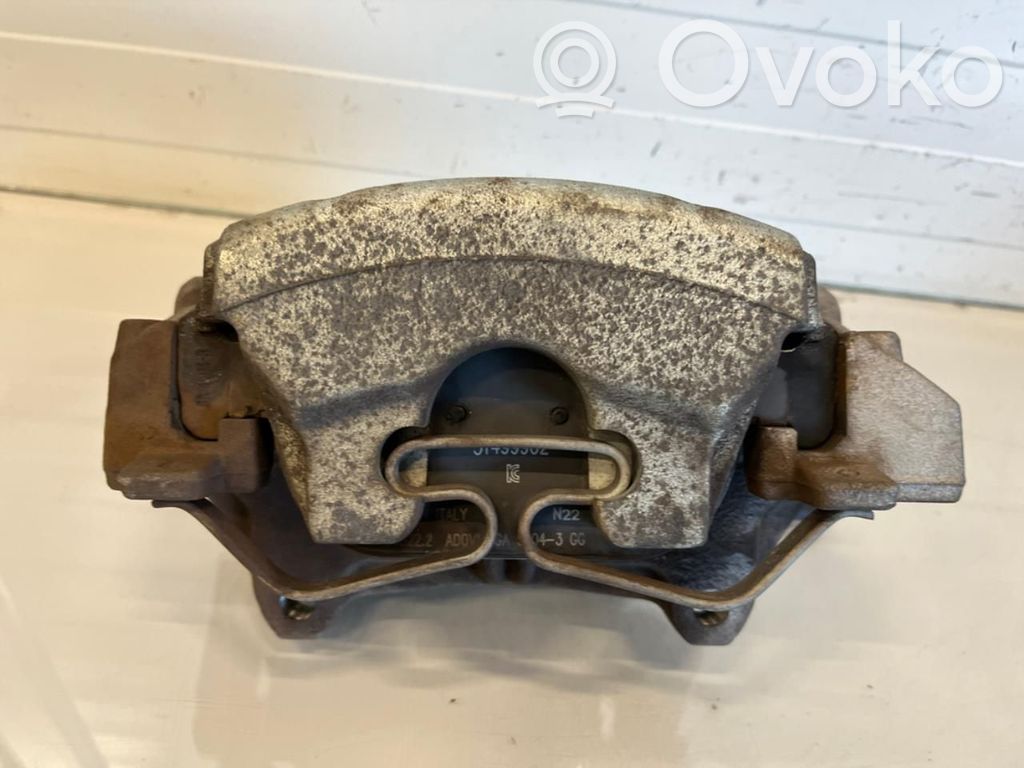 Volvo XC40 Etujarrusatula 