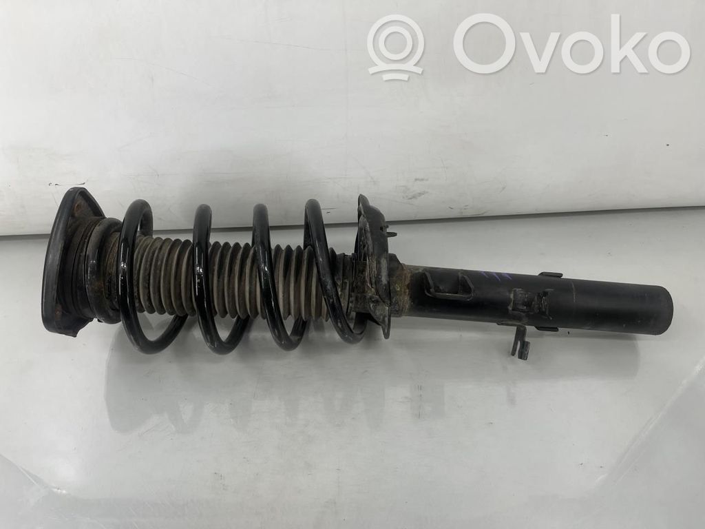 Volvo XC40 Ammortizzatore anteriore con molla elicoidale 
