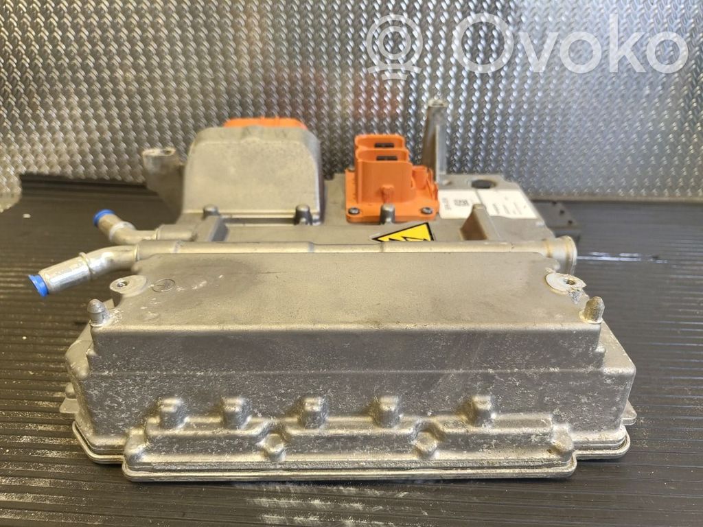 Volvo S90, V90 Inversor/convertidor de voltaje 