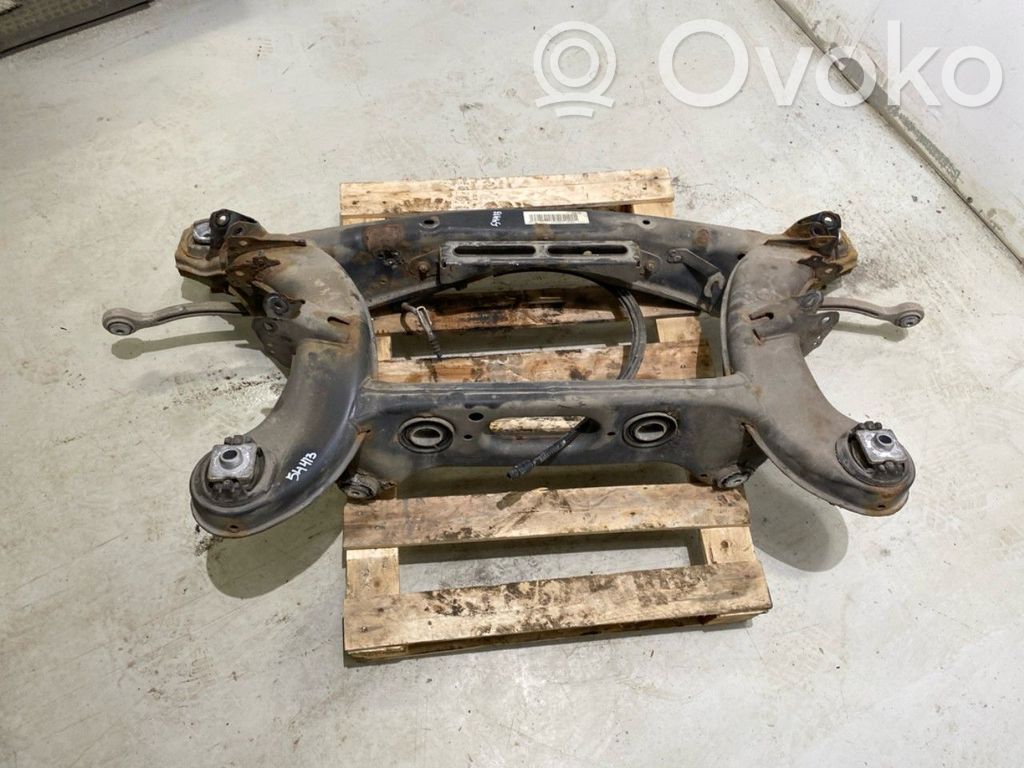 Mercedes-Benz C W204 Sottotelaio anteriore