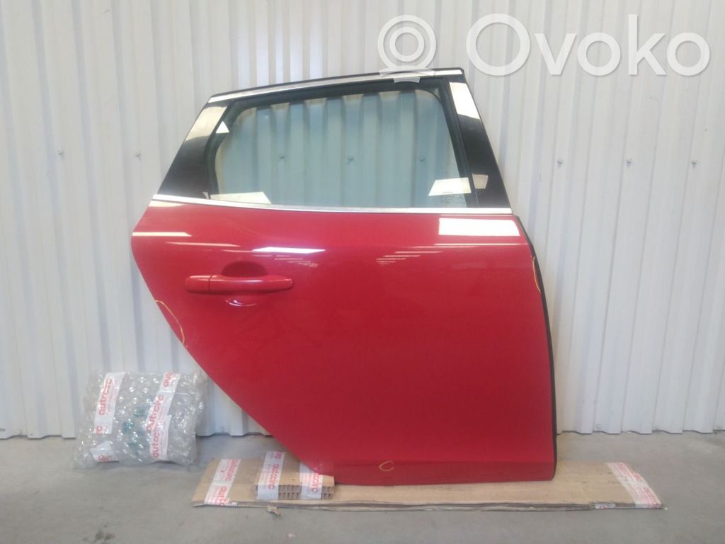 Volvo V40 Puerta trasera 