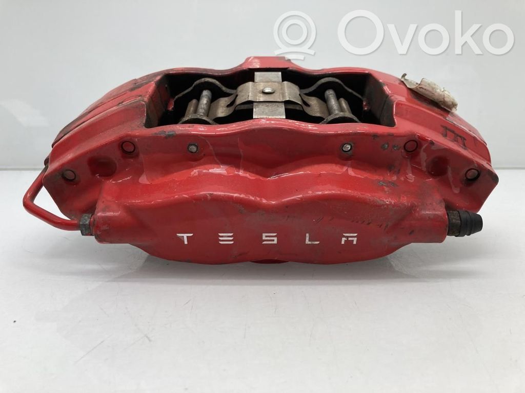Tesla Model S Takajarrusatula 
