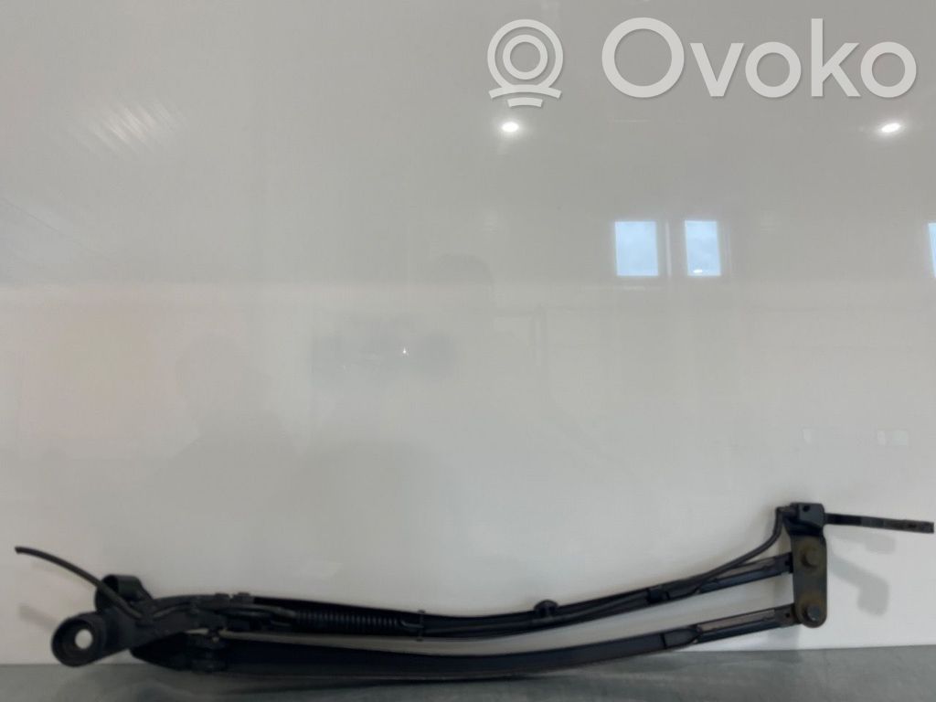 Peugeot iOn Wischerarm vorne