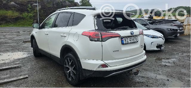 Toyota RAV 4 (XA40) Variklis 