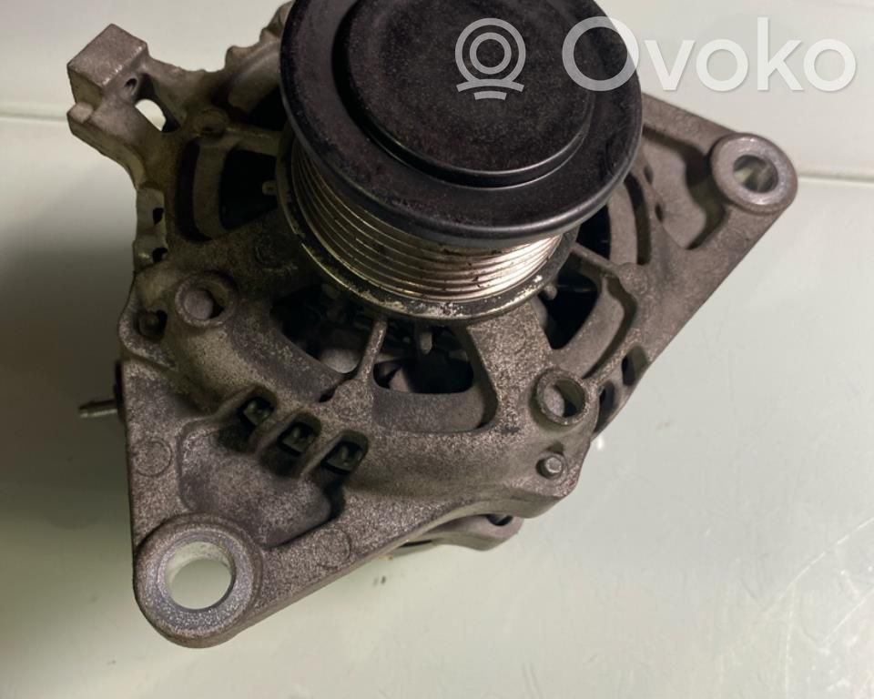 Toyota Land Cruiser (J150) Générateur / alternateur