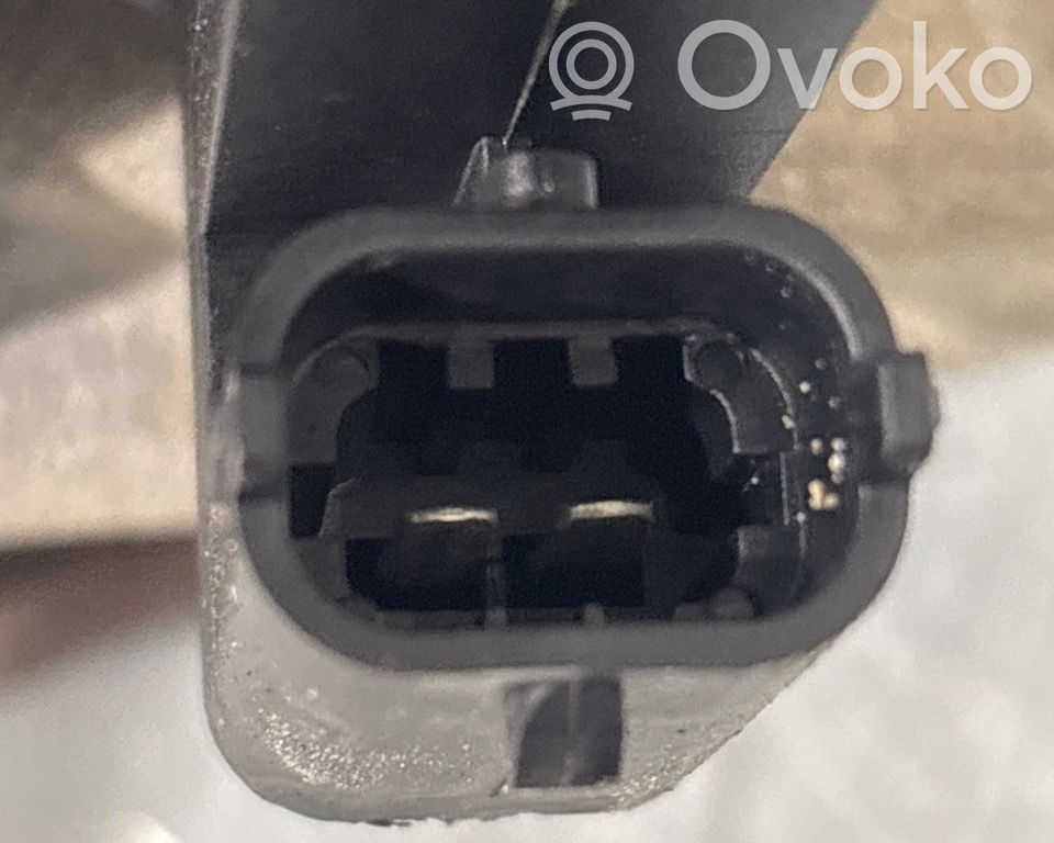 Tesla Model Y Bremssattel hinten 