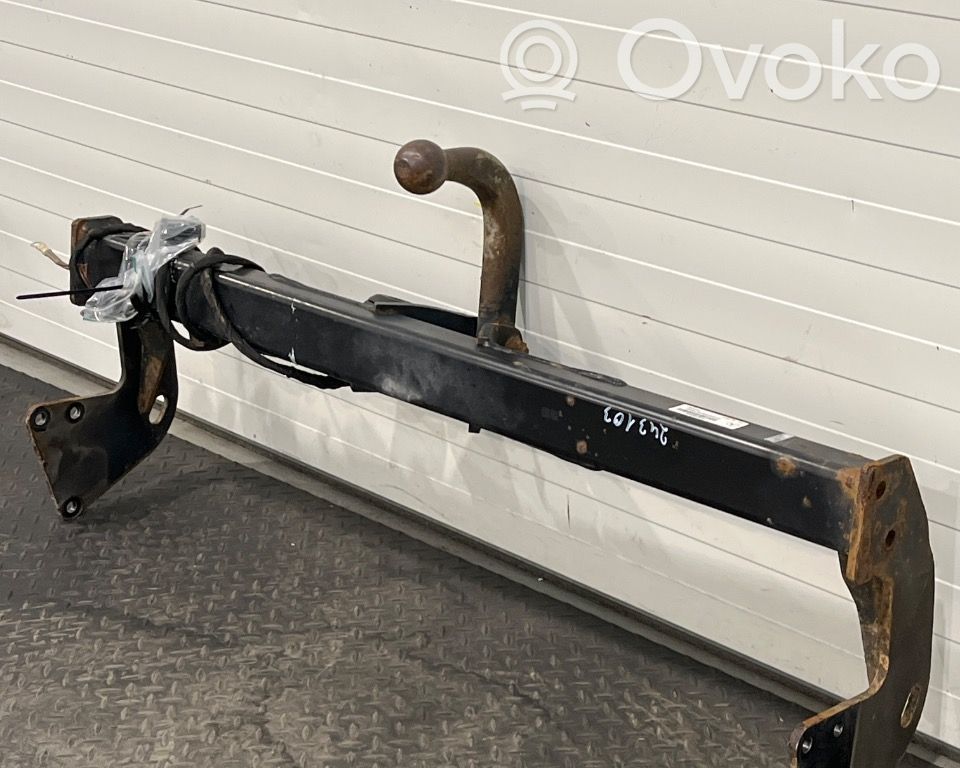 Mercedes-Benz Vito Viano W447 Hak holowniczy 