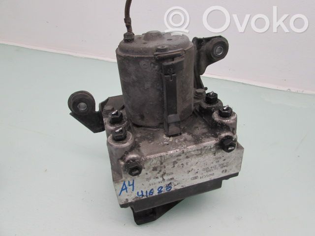 Audi A4 S4 B5 8D ABS-pumppu 