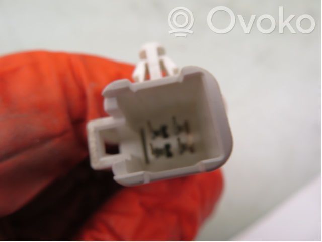 Toyota Land Cruiser (J150) Loquet de verrouillage de hayon
