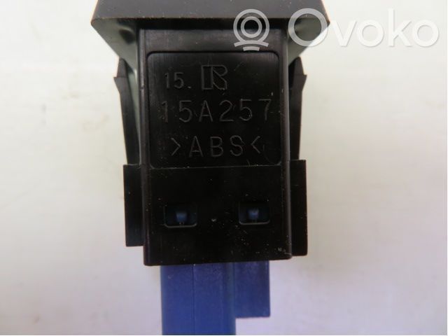 Mitsubishi Outlander Comutator deschidere hayon 