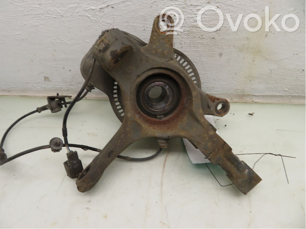 Suzuki Swift II Achsschenkel vorne