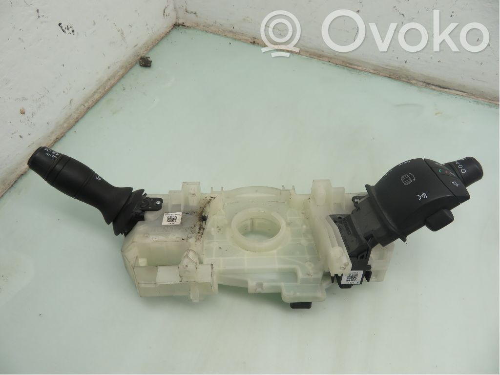 Multifunctional control switch/knob   255678459R,255678459R