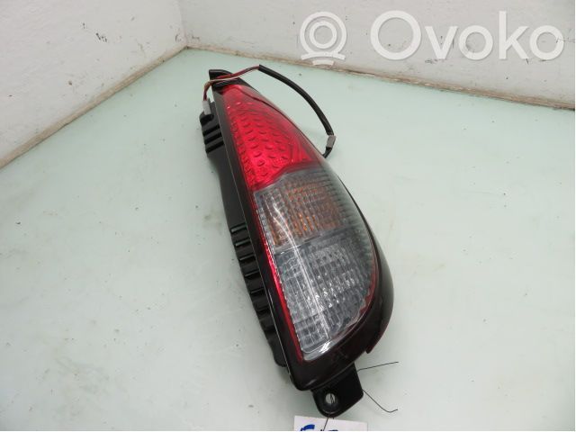 Peugeot iOn Luci posteriori