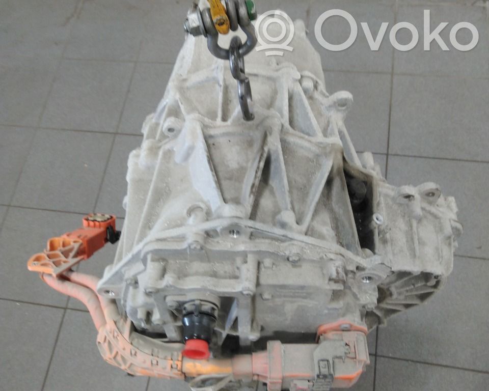 Tesla Model 3 motor de coche eléctrico 