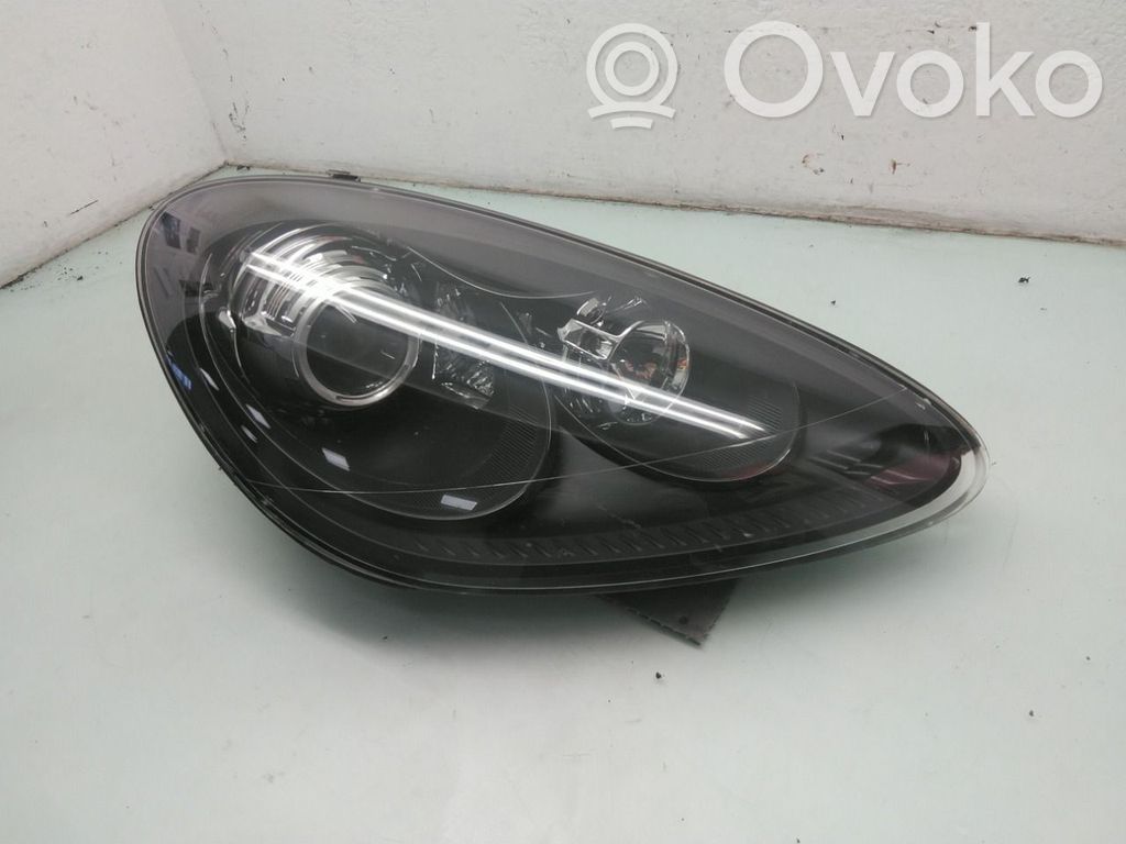 Porsche Cayenne (92A) Far 