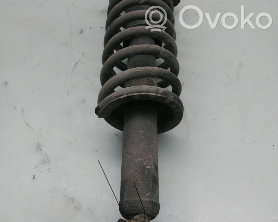 Mitsubishi Outlander Ammortizzatore posteriore con molla elicoidale