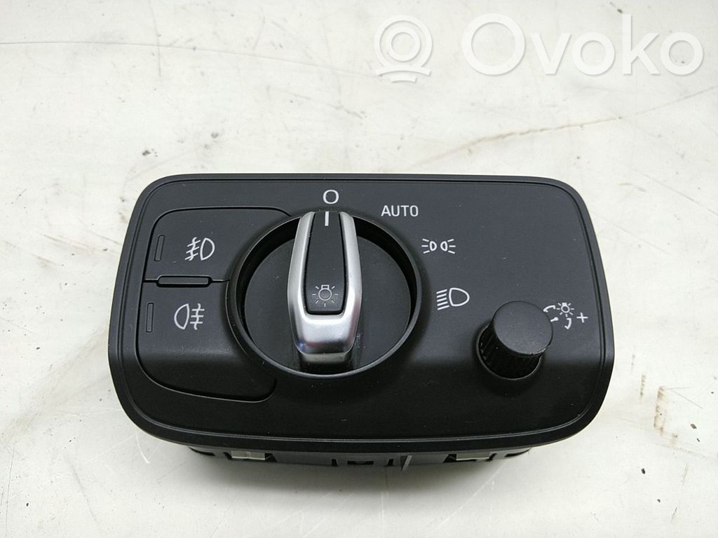 Interruttore luci   8V0941531AE,8V0941531AE