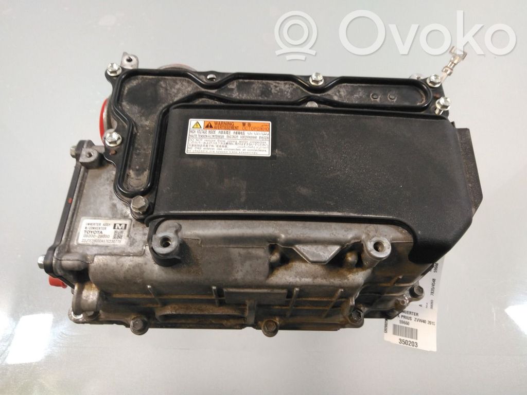 Toyota Prius+ (ZVW40) Falownik / Przetwornica napięcia 