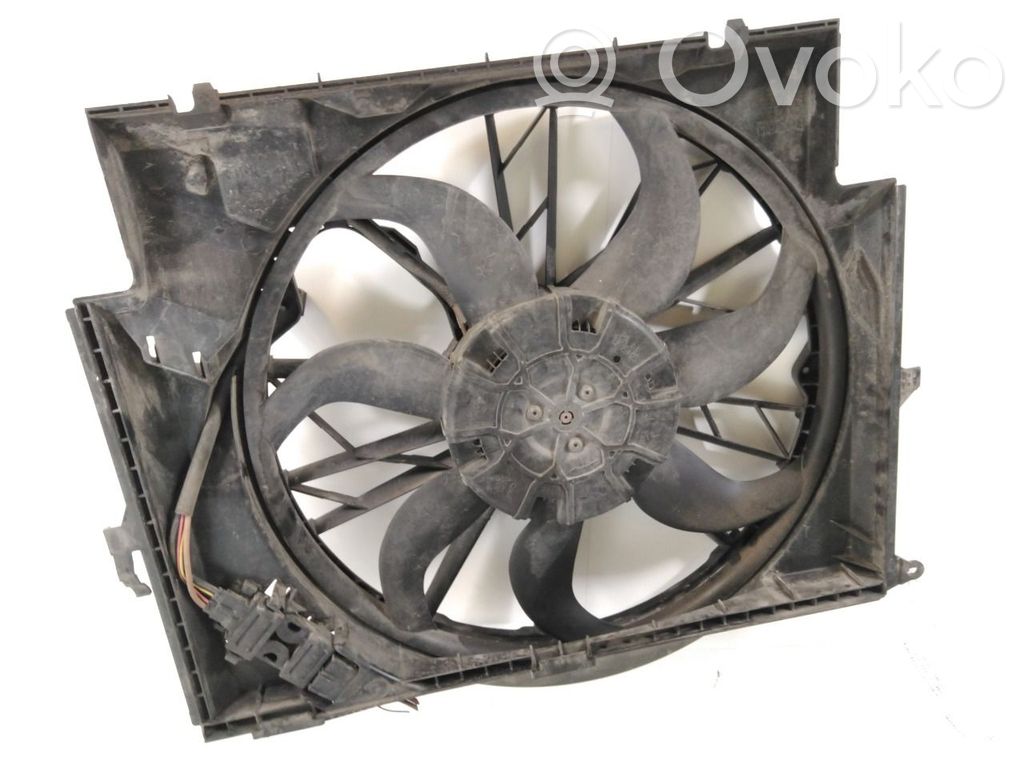 BMW X1 E84 Suport ventilator radiator 