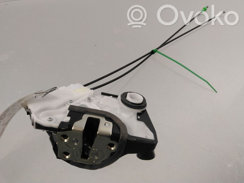 Toyota Yaris Etuoven lukko 