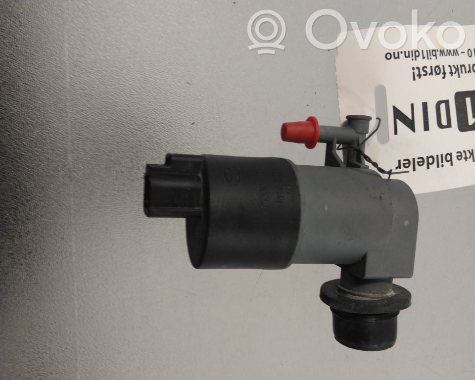 Toyota Yaris Pompe de lave-glace de pare-brise 