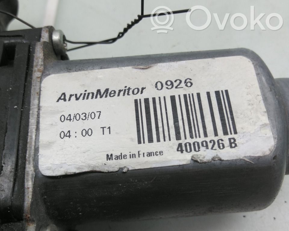 Nissan Pathfinder R51 Alzacristalli elettrico della portiera anteriore