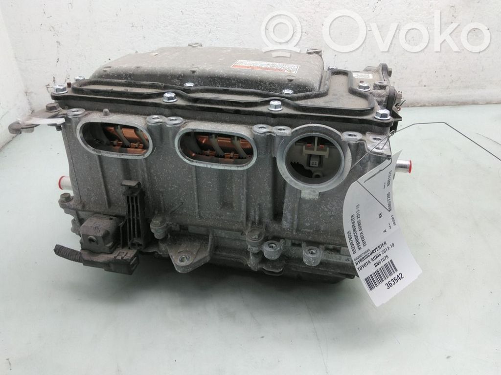 Toyota Auris E180 Convertitore di tensione inverter 