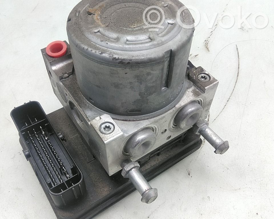 Subaru Outback (BS) ABS-pumppu 