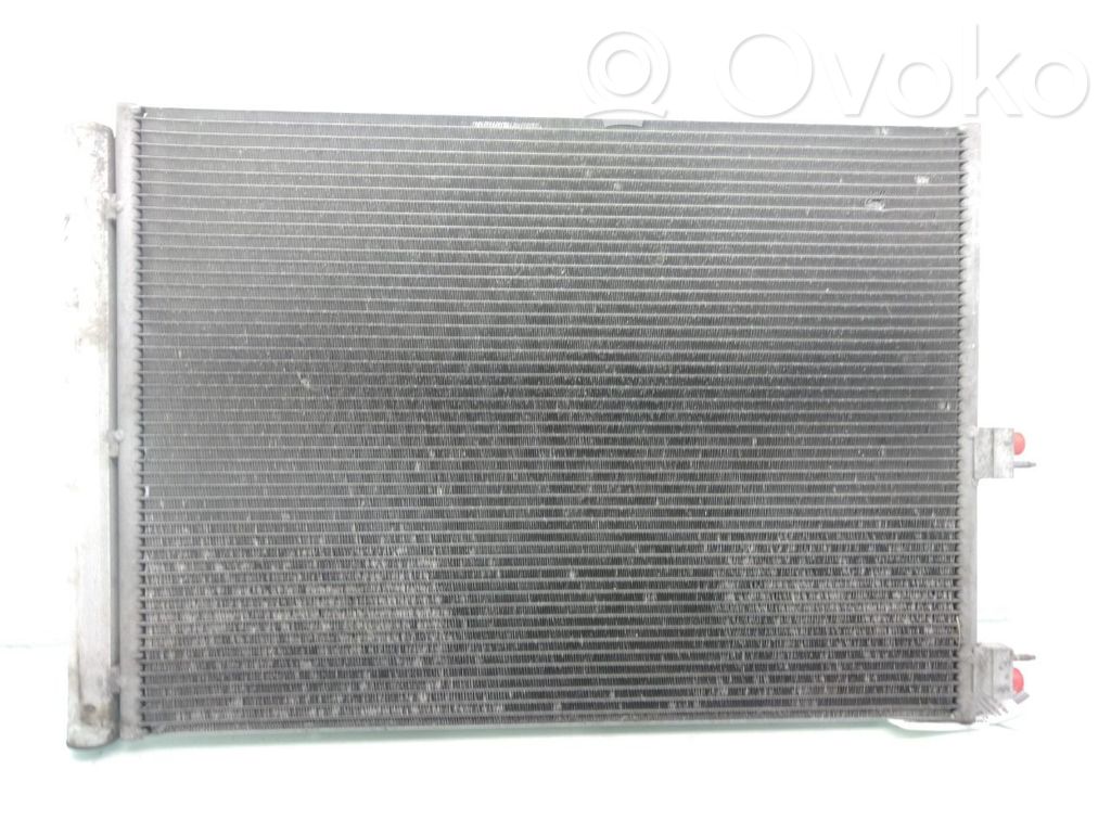 Mercedes-Benz A W176 Refrigerador de aceite de la transmisión/caja de cambios