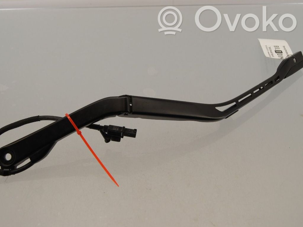 Volvo S90, V90 Braccio della spazzola tergicristallo anteriore