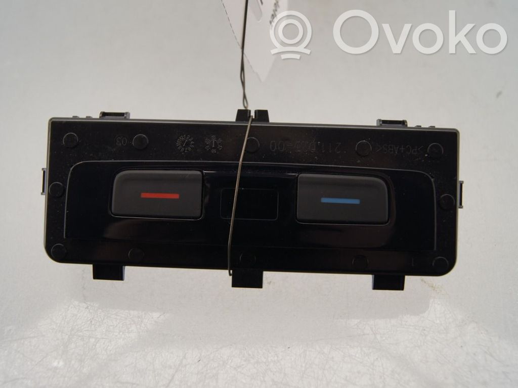 Volkswagen PASSAT B8 Rămă unitate control climatizare 
