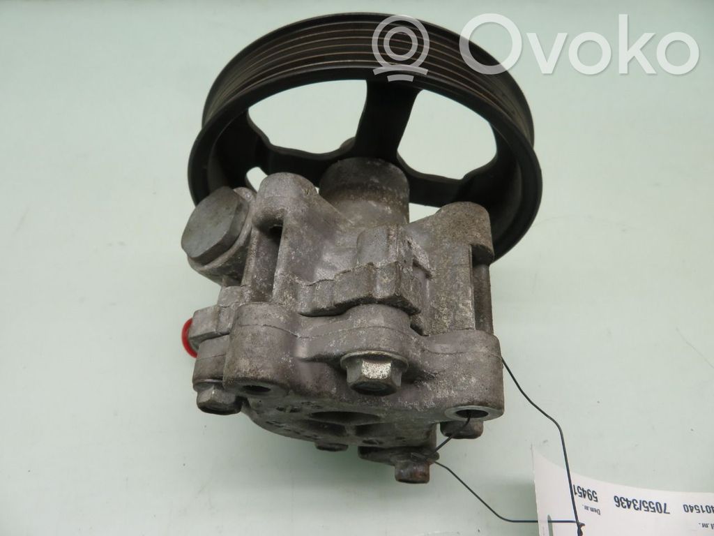 Mitsubishi Lancer VIII Ohjaustehostimen pumppu 