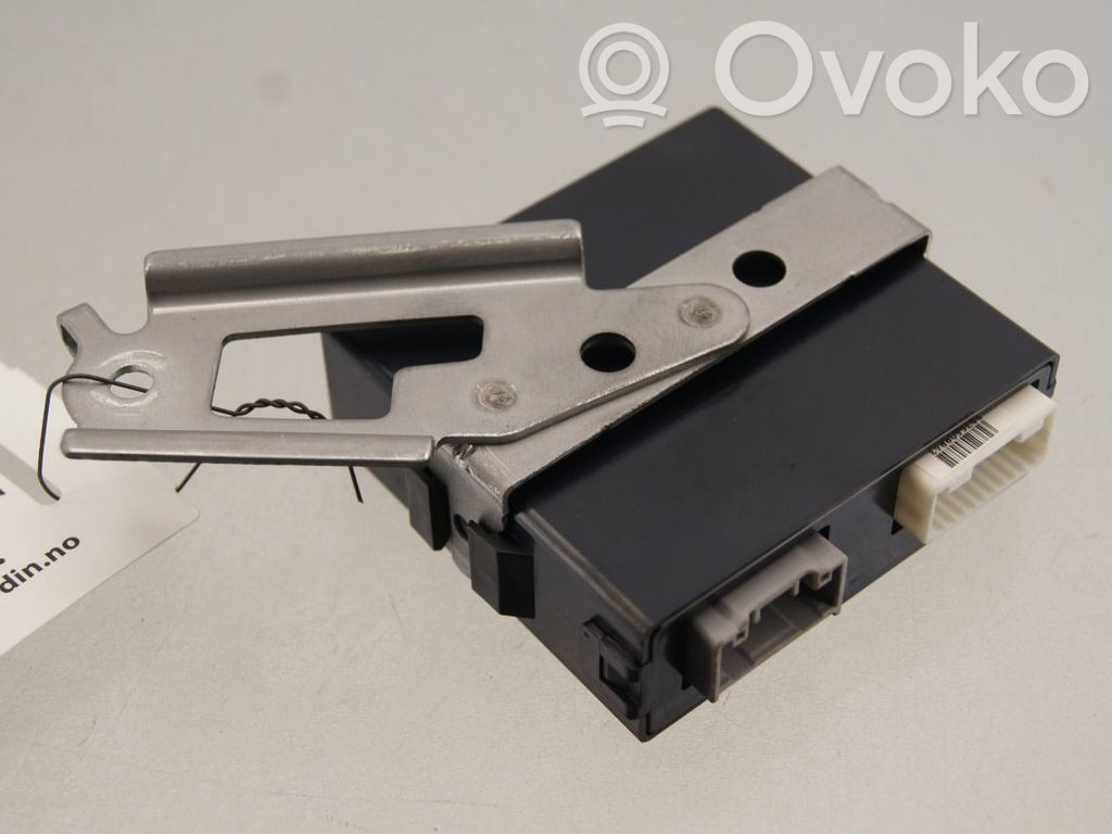 Toyota RAV 4 (XA50) Module de commande de frein à main