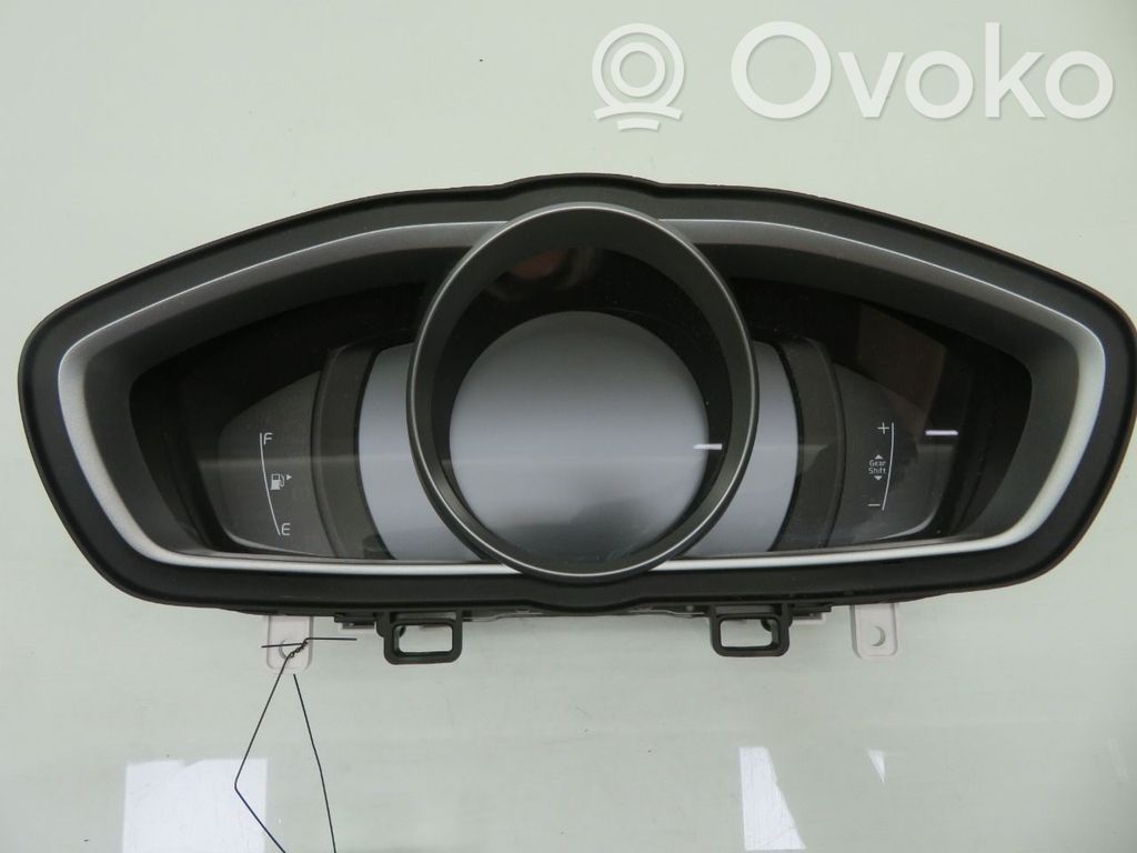 Volvo V40 Geschwindigkeitsmesser Cockpit