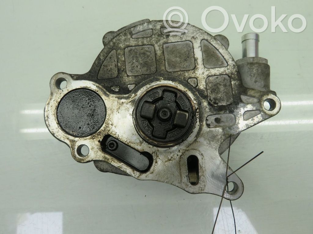 Pompă vacuum   03L145100F,03L145100F