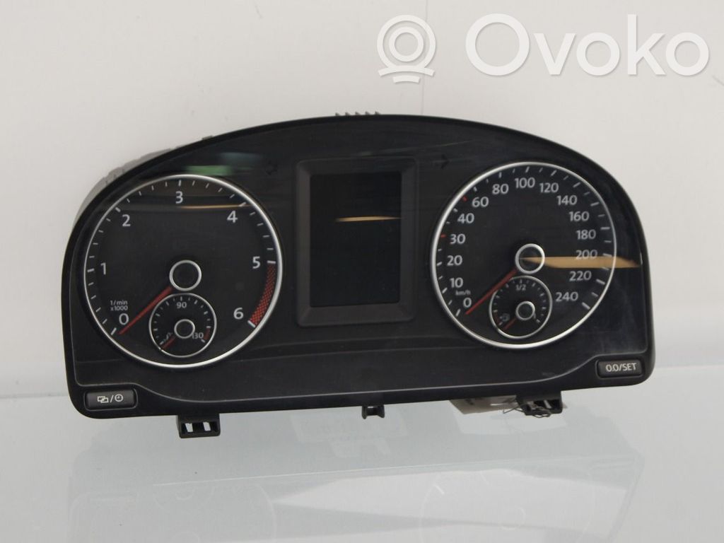 Volkswagen Caddy Vitezometru (grup de instrumente) 