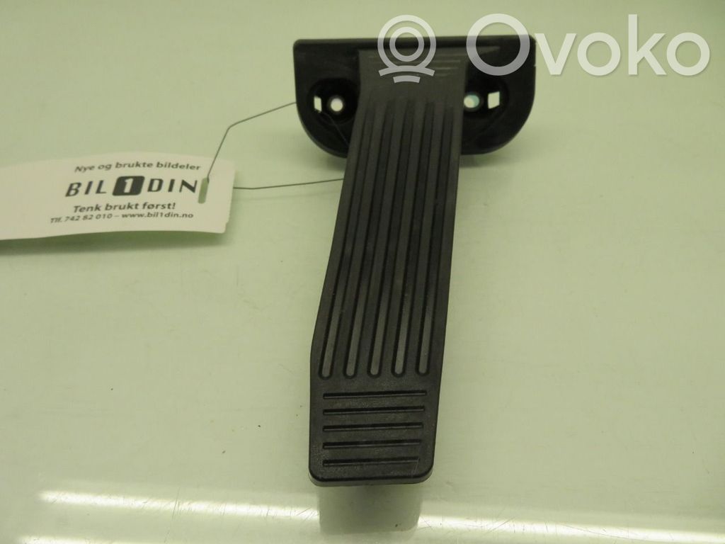 Toyota RAV 4 (XA50) Pedale dell’acceleratore