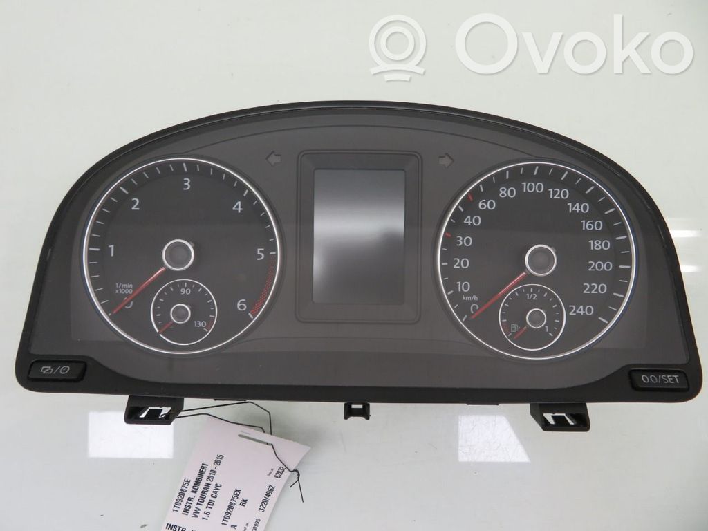 Volkswagen Touran II Licznik / Prędkościomierz