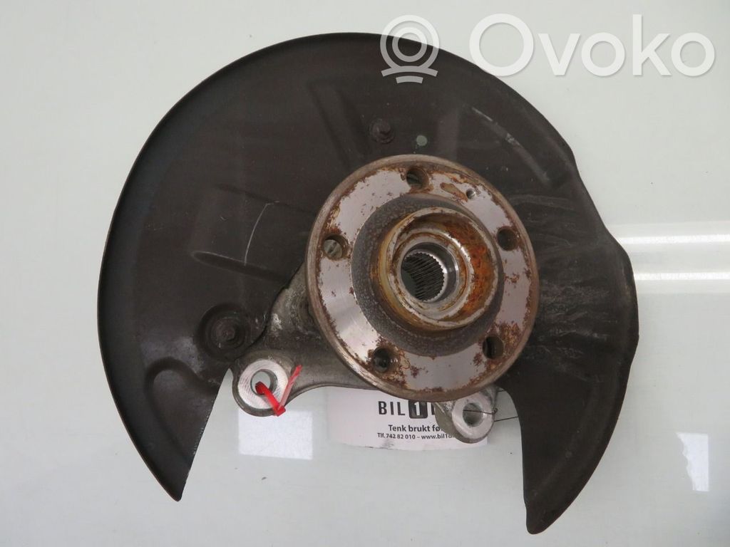 Volvo XC40 Achsschenkel vorne 