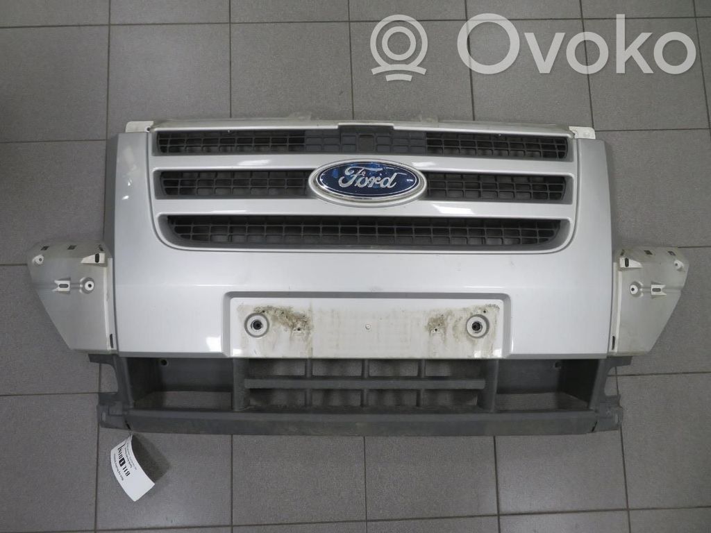 Ford Transit Zderzak przedni 