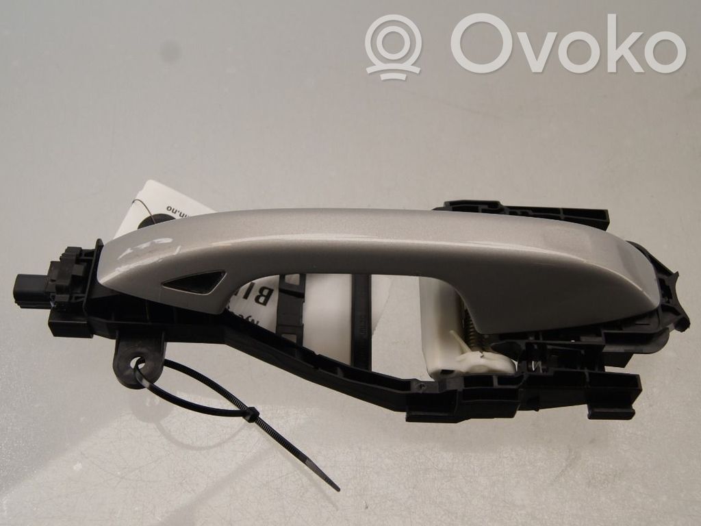Volvo XC40 Manecilla externa puerta trasera 