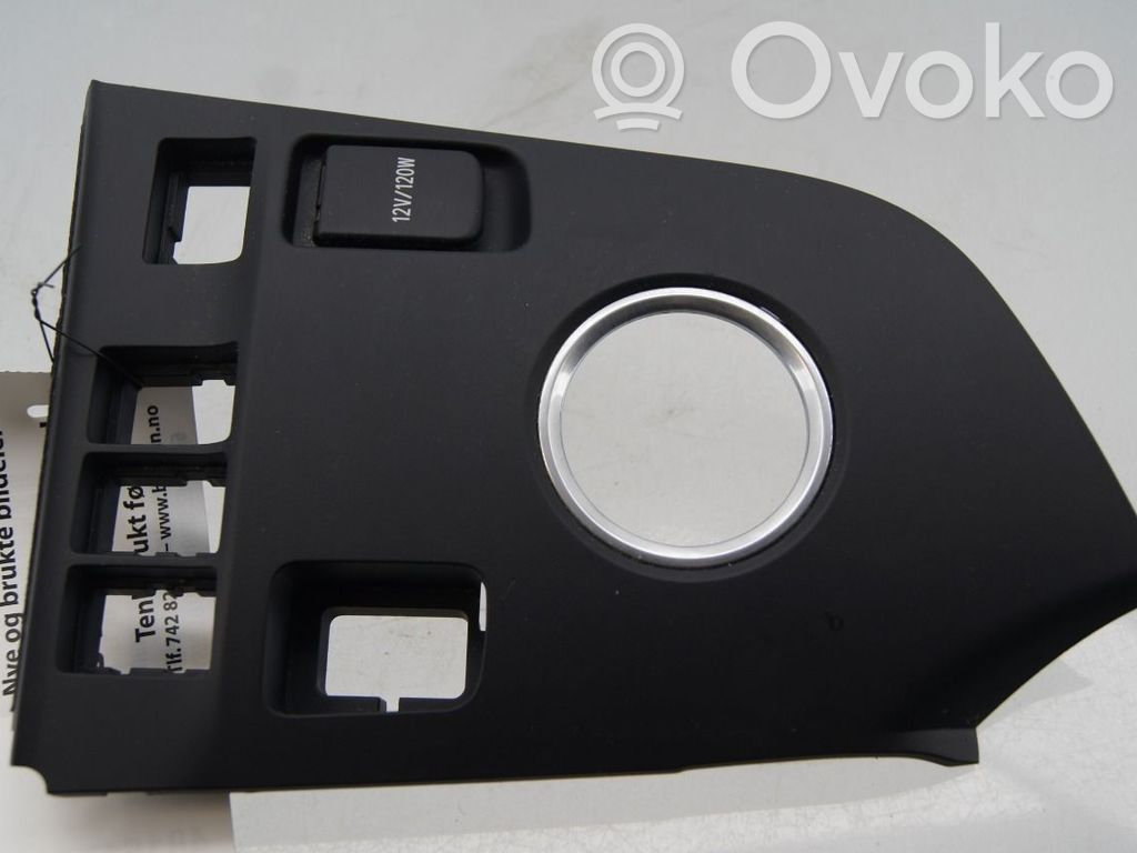 Toyota Auris E180 Otras partes del panel de instrumentos