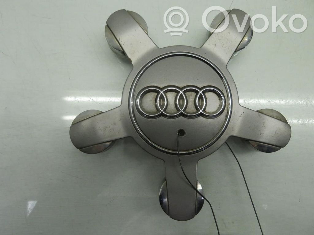 Audi A4 S4 B8 8K Capac roată original